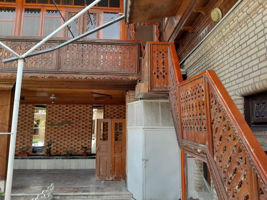 Продаётса дом под бизнес Хостел.