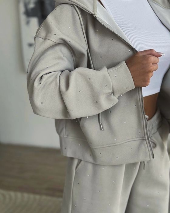 Ватиран комплект с блестящи камъни, 7 цвята