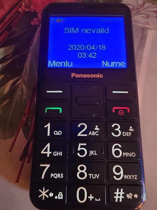 Vând telefontru Nokia 6303