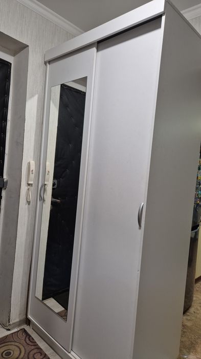 Продам шкаф купе