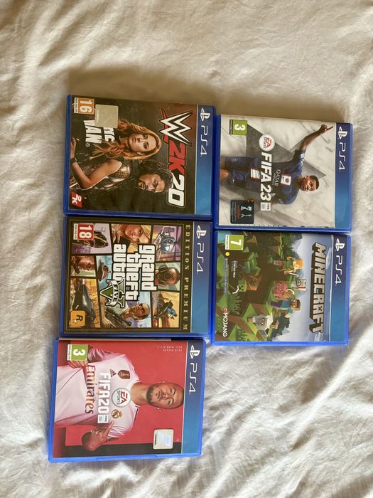 5 игри за PS4 – FIFA 23, GTA V, Minecraft, WWE 2K20, FIFA 20