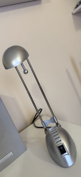 Лампа с лед осветление