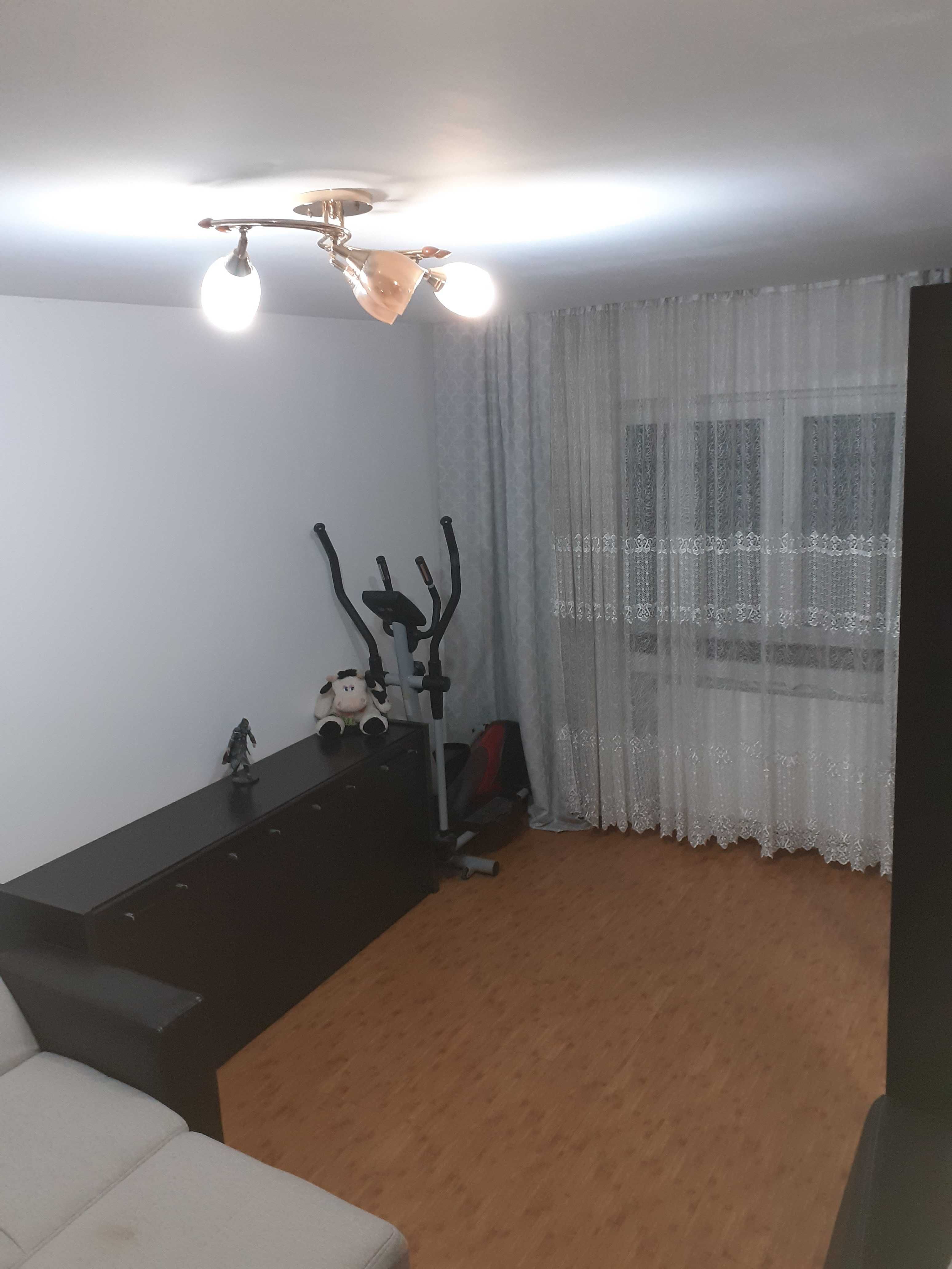 Apartament Decomandat,2 Camere,Comtot,et.2 Oltenita • OLX.ro