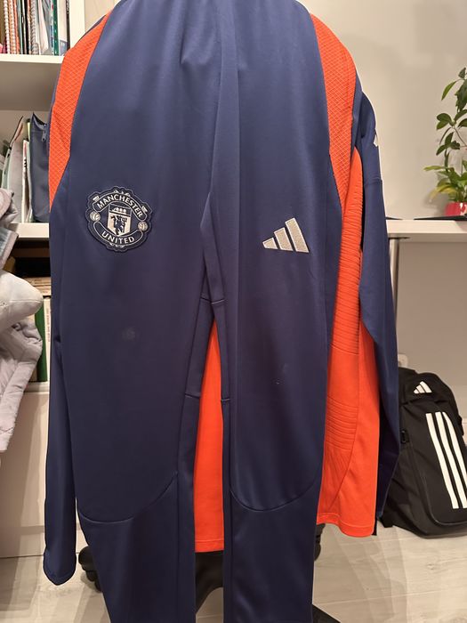 Тренировочная форма manchester united