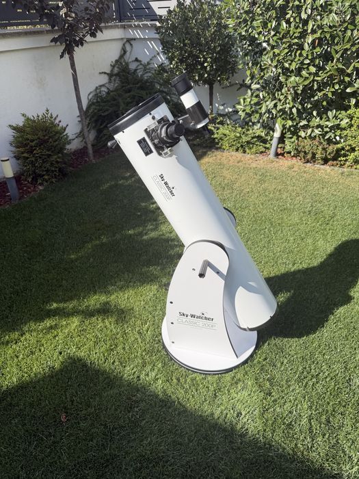 Telescop Astronomic 200/1200 SkyWatcher montura tip Dobsonian
