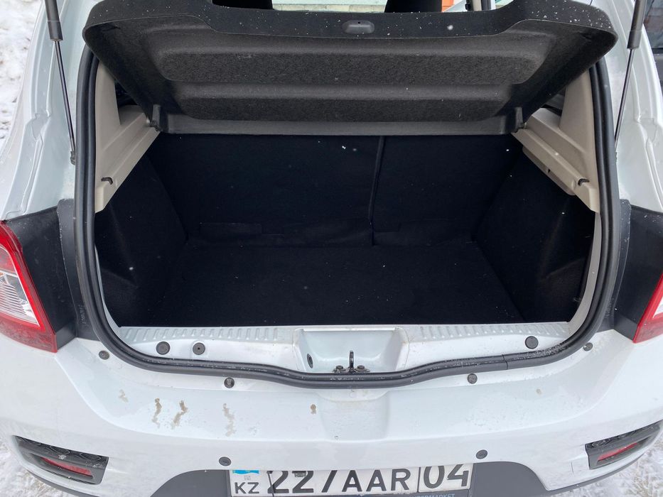 Продам авто Renault Sandero Stepway