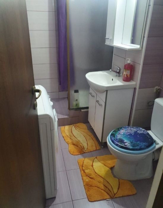 Ofer spre închiriere apartament 2 camere in zona centrală