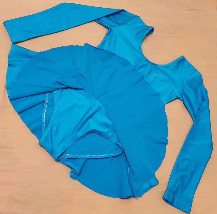 Продаю форму для танцев