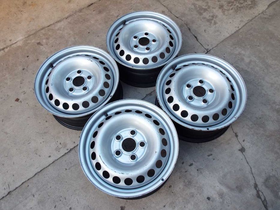 vand 4 janta tabla 16" pentru vw transporter t5 si t6 pret 600 ron