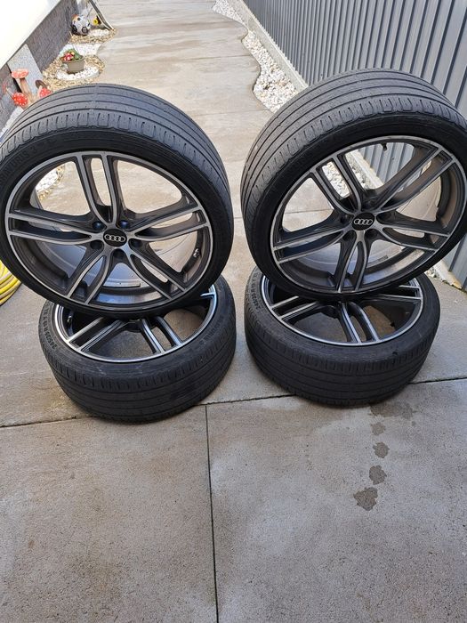 Vând jante audi r19