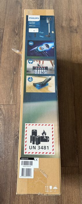Прахосмукачка Philips XC3131/01 Aqua Vac Vertical