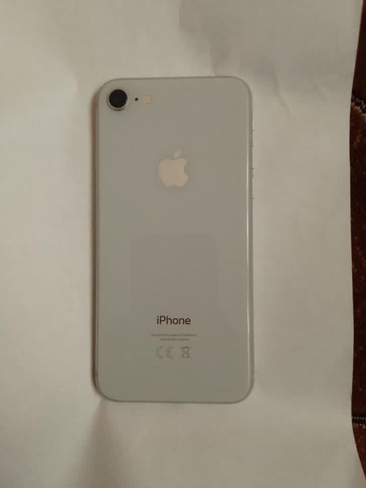 Ighone 8 в хорошем состоянии