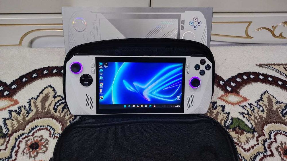 Asus Rog ally z1 extreme идеальном состоянии