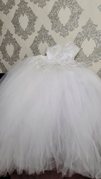 Свадебное платье классическое