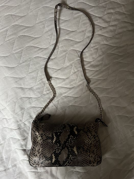 Дамска чанта Guess