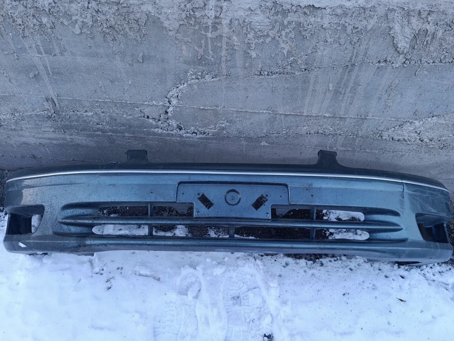 Бампер тойота камри 25