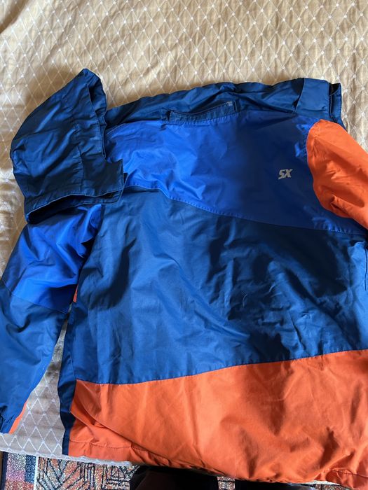 Haina schi  marca Snoxx - copii 9-13 ani - noua