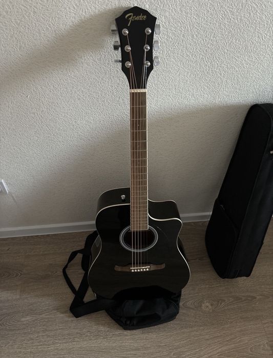 Fender акустическая гитара