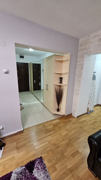 Apartament 2 camere, vis-a-vis de Ienachita Văcărescu