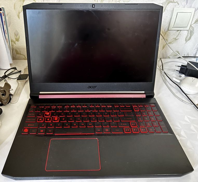 Acer Nitro 5 AN515-43-R18U