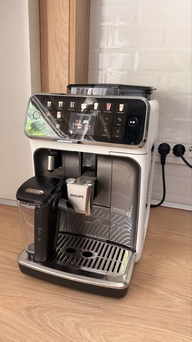 Vand espressor Phillips LatteGo