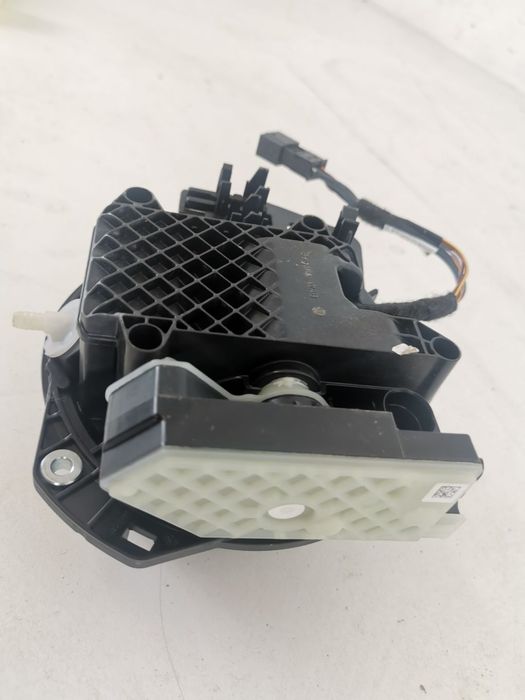 Maner haion cu Camera Marsarier Volkswagen VW Golf 8 2020 2021 2022 20