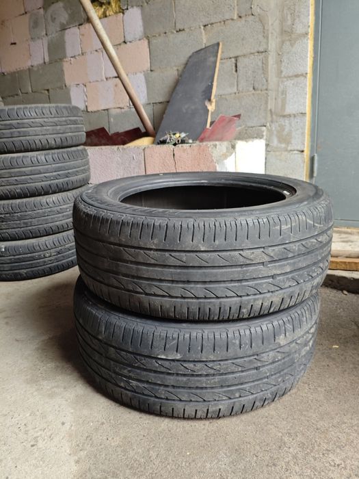 Продам 2 летних балона 235/55/18