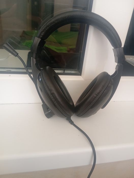 Продам наушники игровые