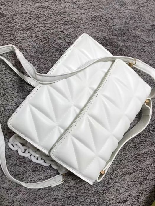 Сумки новые все по 2000тг