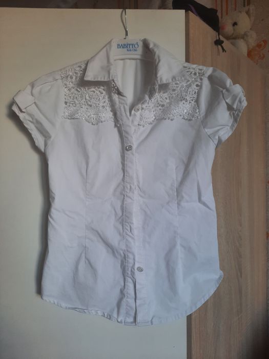 Блузка с коротким рукавами