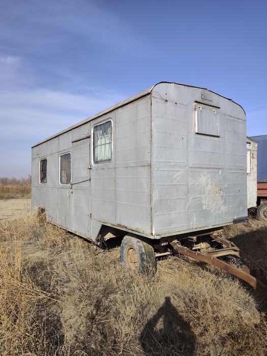 Кунг вагончик на колесах