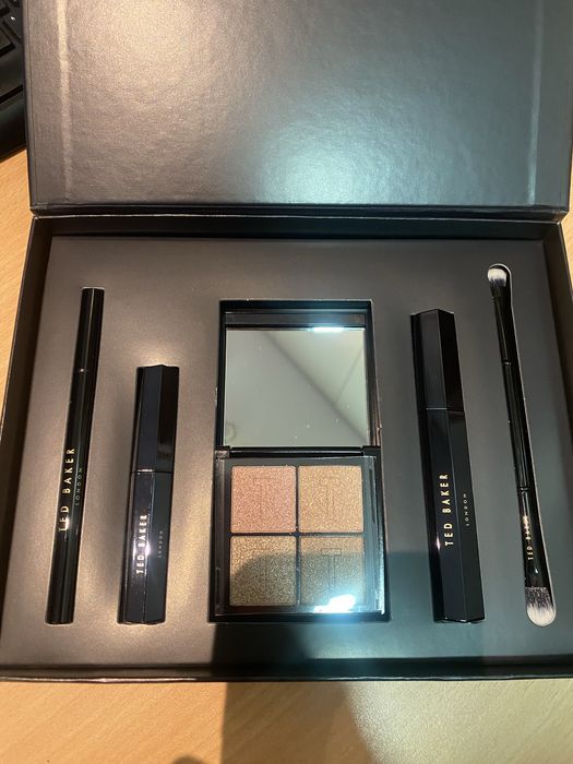 Козметичен Сет Ted Baker
