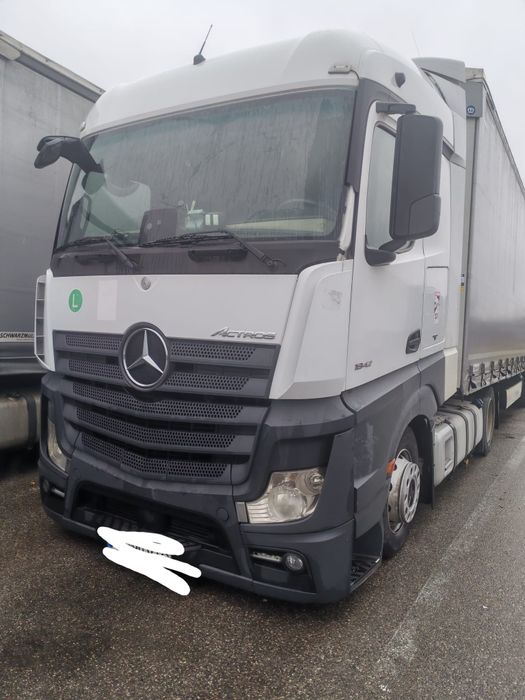 Mercedes Actros Mega