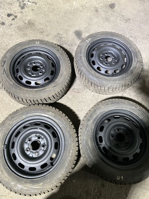 Зимние шины 185/65/15