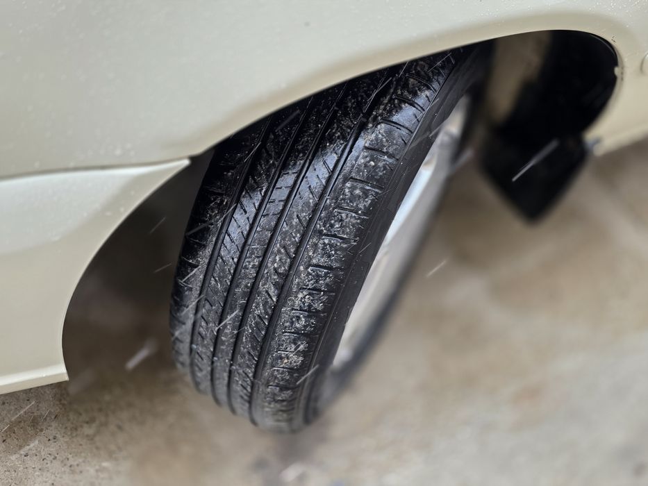 Nexia 2 sroshni sotiladi