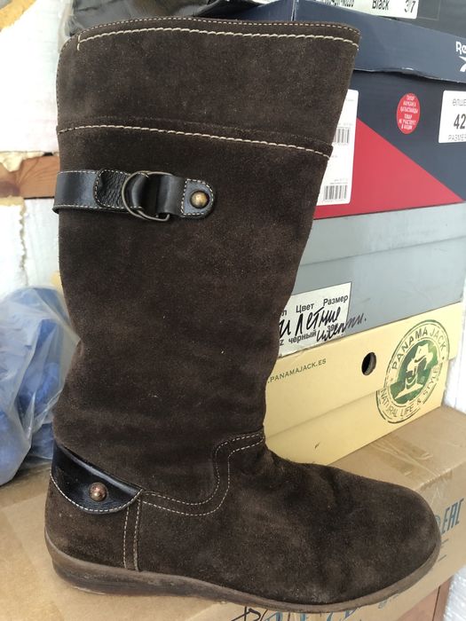 Сапожки 15000 тенге.