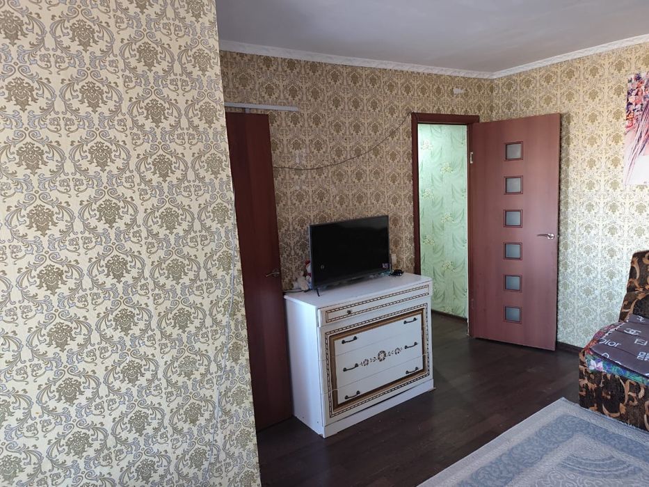 Продам 2 комнатную квартиру п. Топар!