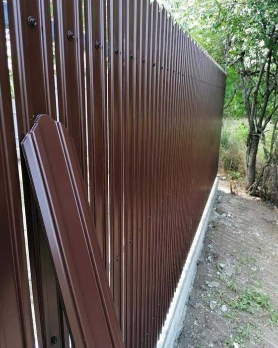 Meseriasi in constructii garduri de peste 10 ani, construim începând d