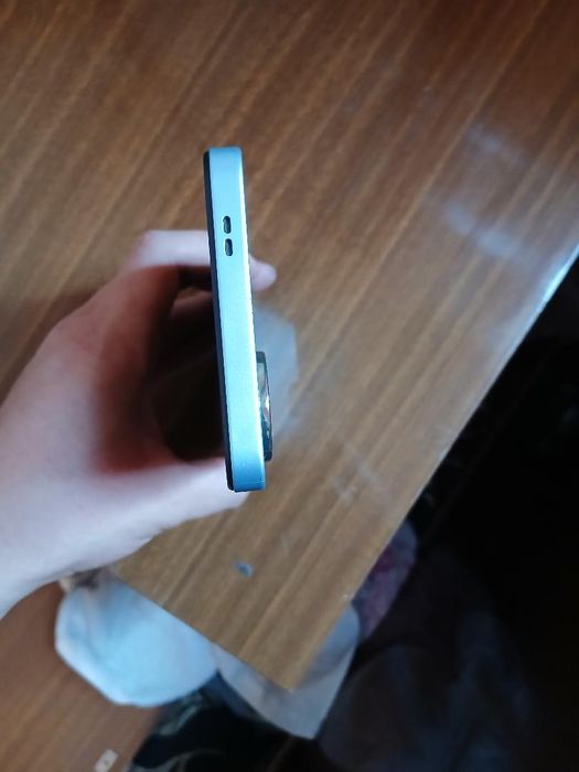 телефон POCO C71