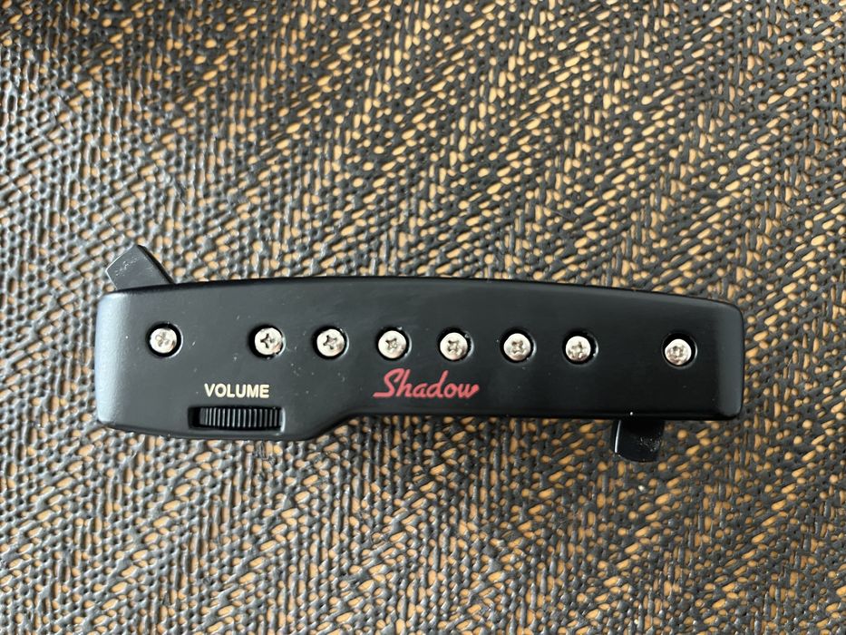 Активен звукоснимател Shadow SH 145-B за акустична китара.