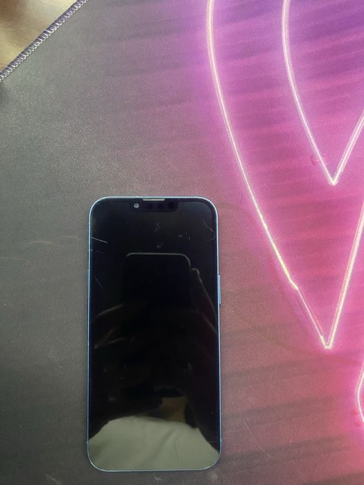 Iphone 13 sochna sotladi