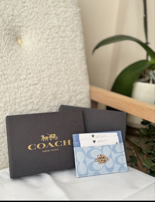 картодържатели Coach