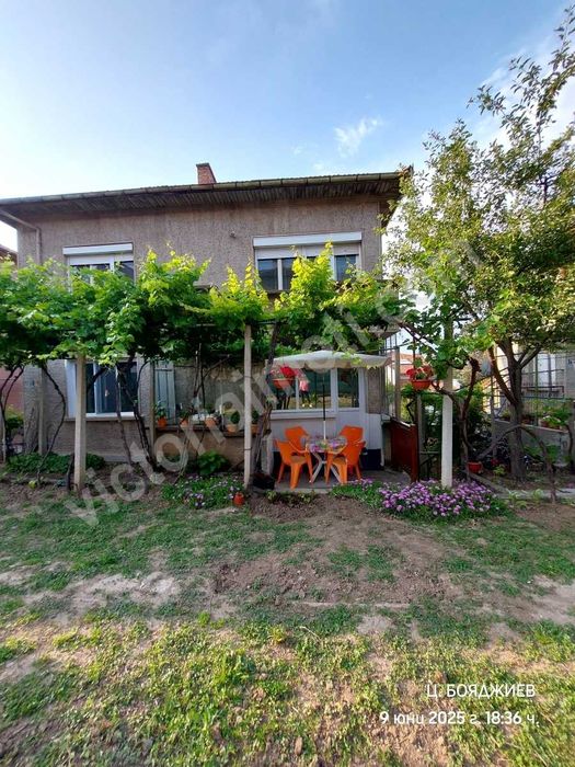 Продава се Къща в Горна Оряховица - 316 кв.м за 1314 €/кв.м - Снимка #16