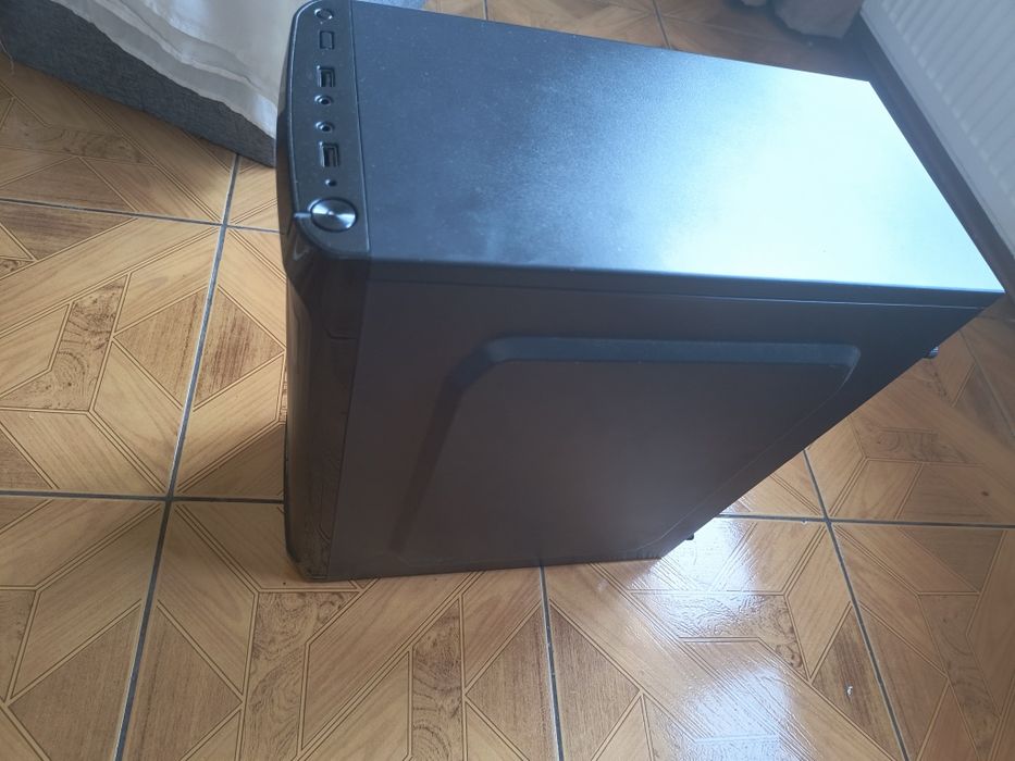 Carcasa PC Serioux CLASSIC, fara sursa, Middle Tower, ATX  cu cutie luata de 1 an de pe emag