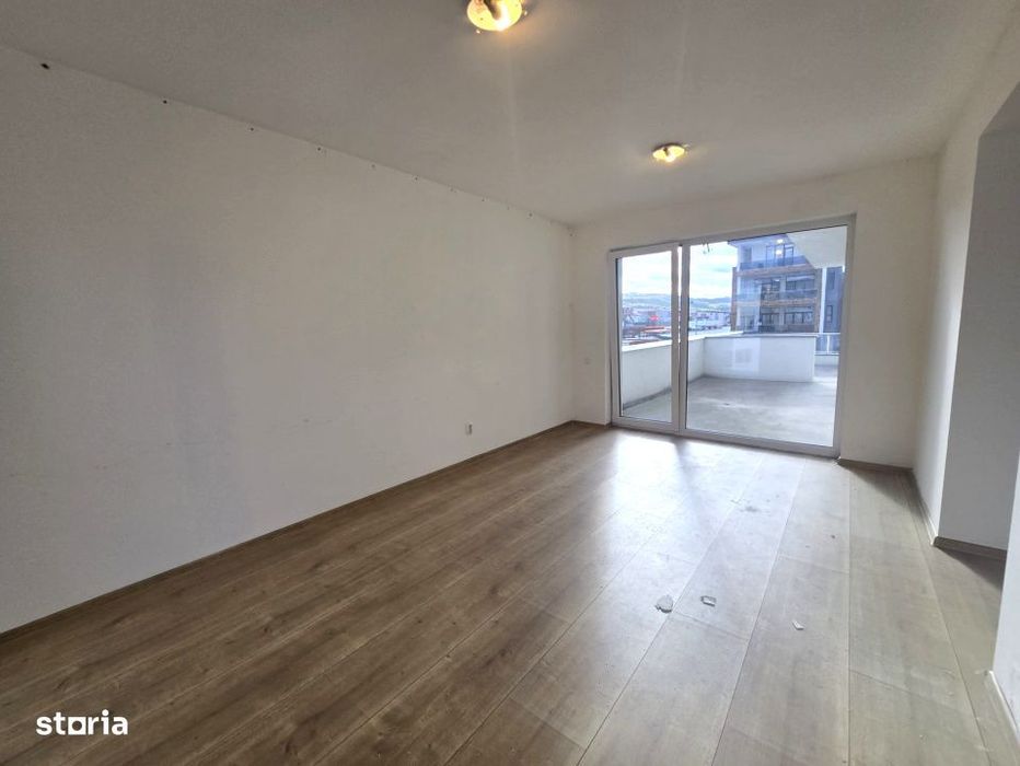 Apartament de inchiriat, ideal pentru birou / spatiu comercial | Eroil