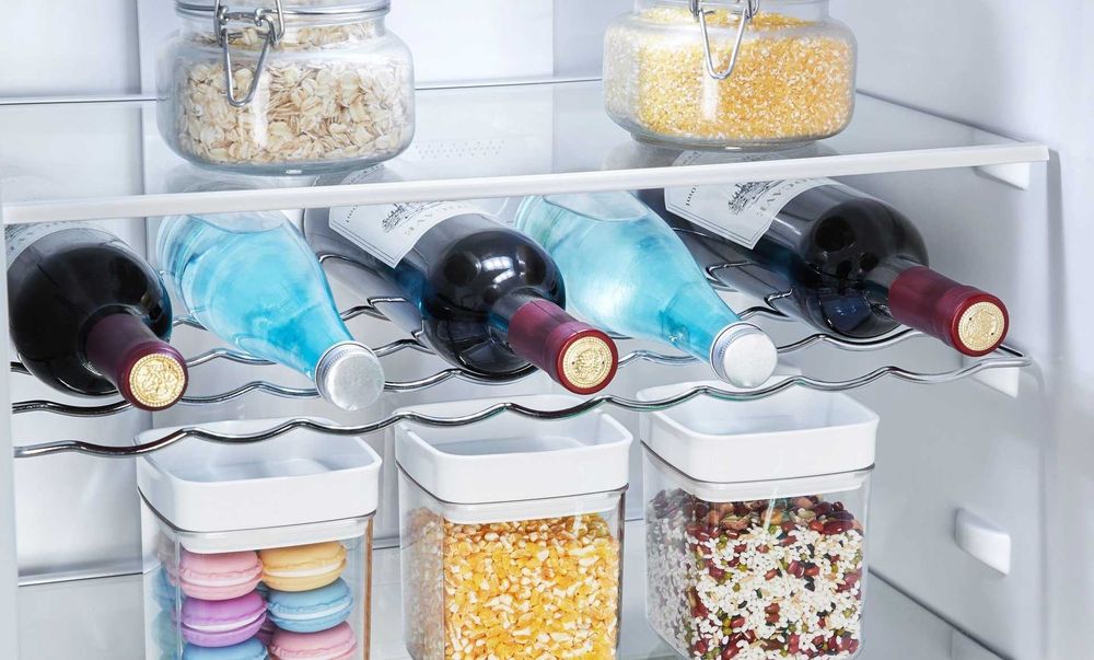 Хладилник с фризер HISENSE RB390N4C 186см.