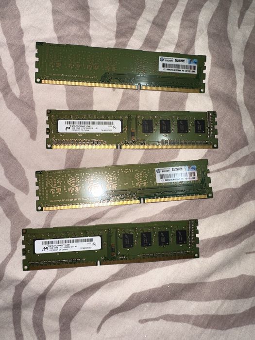 8Gb RAM 2gb x 4 bune
