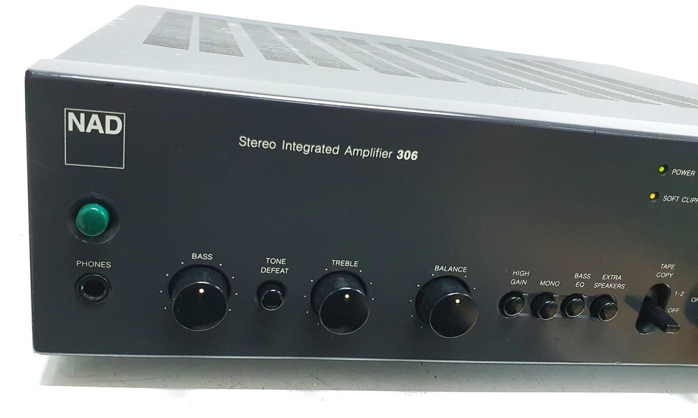 NAD 306 amplificator stereo sunet hi end statie muzica