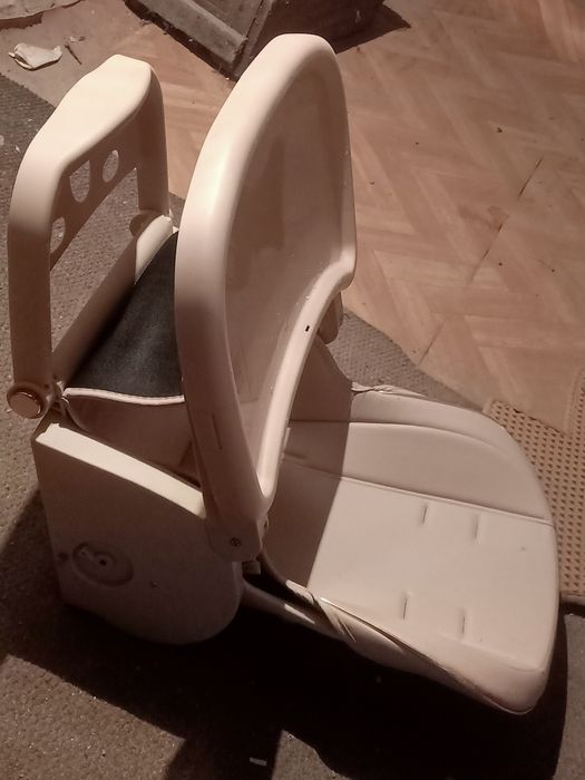 Столик детский  кресло сиденье детское