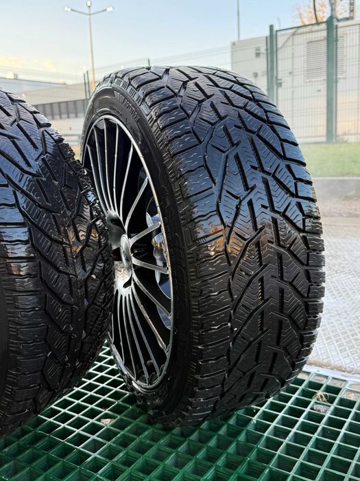 Продавам 4 зимни гуми с джанти – 235/40 R18